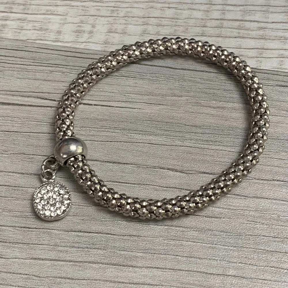 Silver Tone Popcorn Chain Stretch Bracelet Pavé Rhinestone Circle Charm 6.5